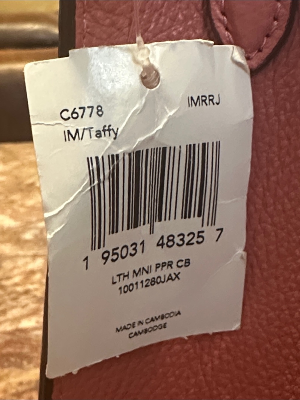 Coach mini pink pepper purse - Picture 16 of 16